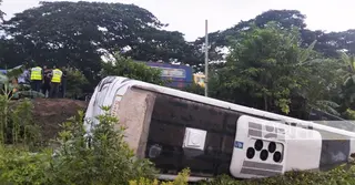 কুমিল্লায় মেডিকেল কলেজ শিক্ষার্থীদের বাস খাদে, আহত ২০